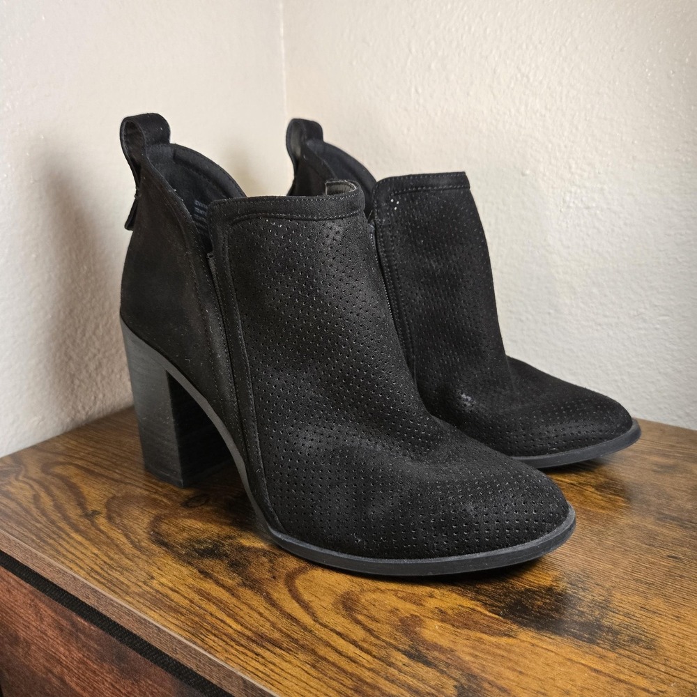 Madden Girl Booties Womens Size 9 Black Ankle Perforated Block Heel Zip EV1ITA